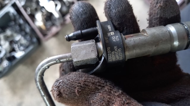 Форсунка инжектора A6420701987 MERCEDES