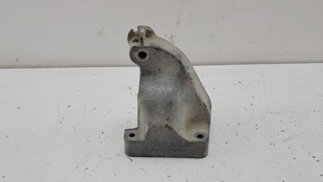 MERCEDES A6422230004 Кронштейн подушки (опоры) двигателя левой в наличии Полтава