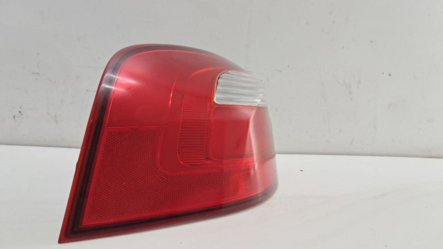 C1BB13404AD FORD Фонарь задний правый купить в Ужгород