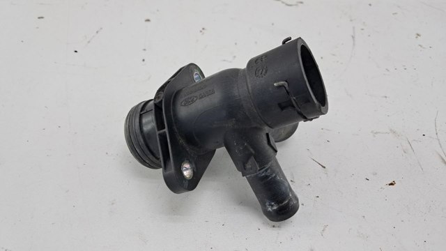 CM5G8A529GA Фланец системы охлаждения (тройник) купить Сумы
