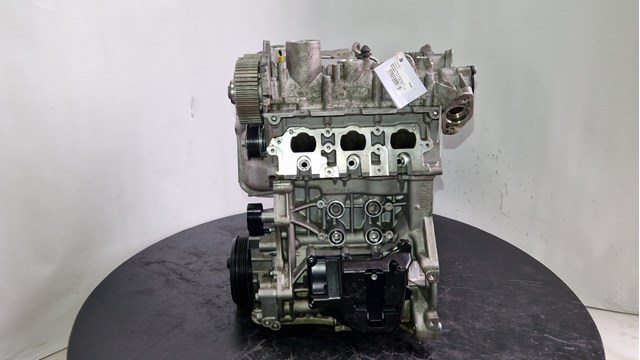 VAG DKRF Двигатель в сборе в наличии Каменское