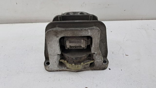 Гидроопора двигателя правая GK216F012CC FORD