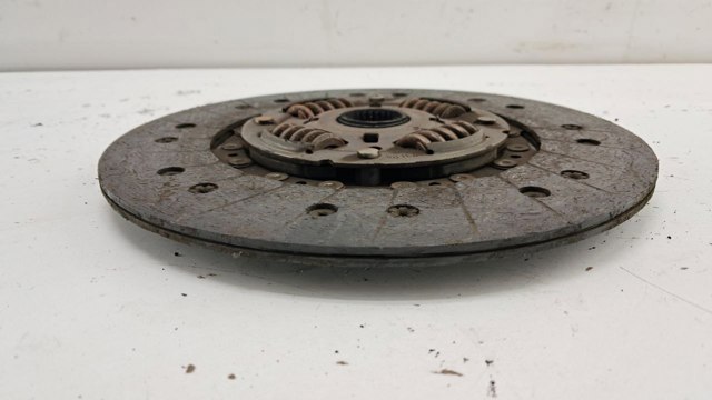 MAZDA L30416460B Диск сцепления в наличии Чернигов