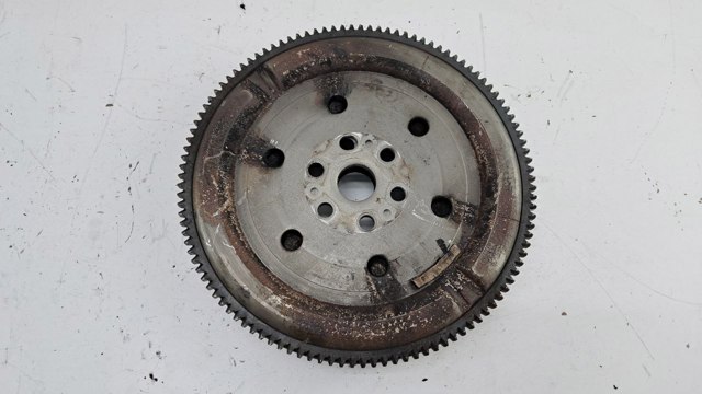 Маховик сцепления L30416610B MAZDA
