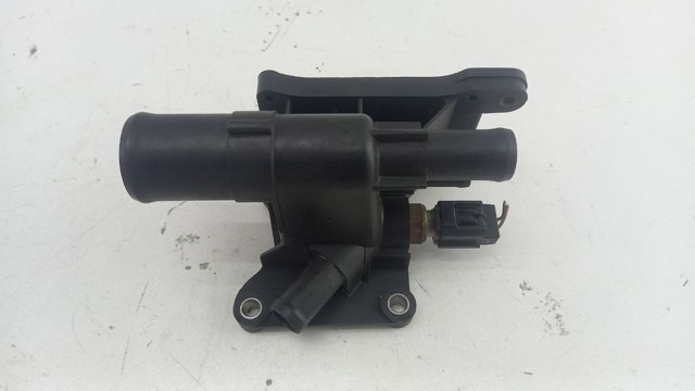 LF941517Z Фланец системы охлаждения купить Украина