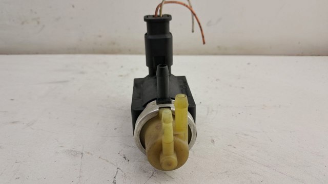 V759537280 PEUGEOT купить в Ужгород