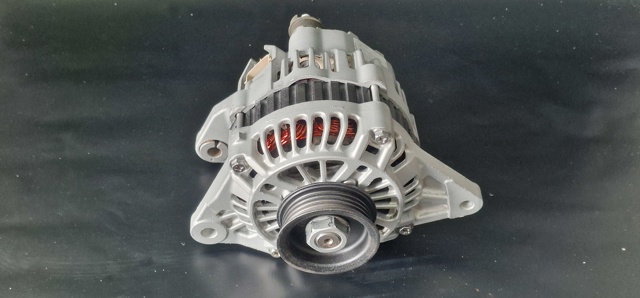 Генератор автомобильный A5TB0692 MITSUBISHI