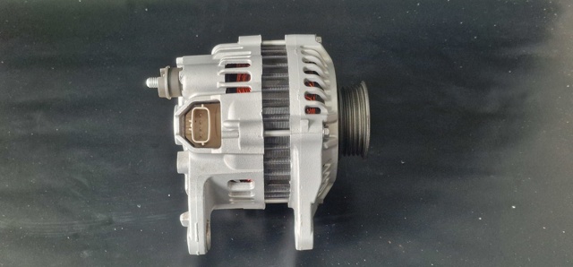 A5TB0692 MITSUBISHI Генератор купить в Киев