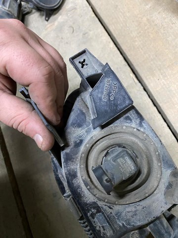 15729100 MERCEDES купить в Ужгород