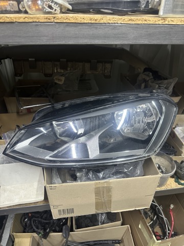 Фара дальнего света в сборе Фольксваген Гольф ALLTRACK VII