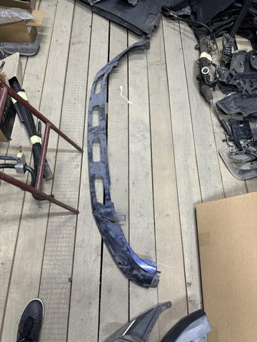 Спойлер переднего бампера 80A807061A VAG