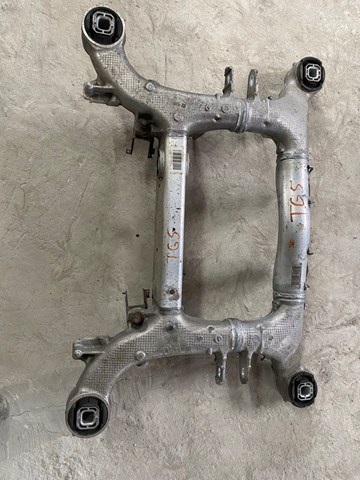 Подрамник задней подвески 33316799103 BMW
