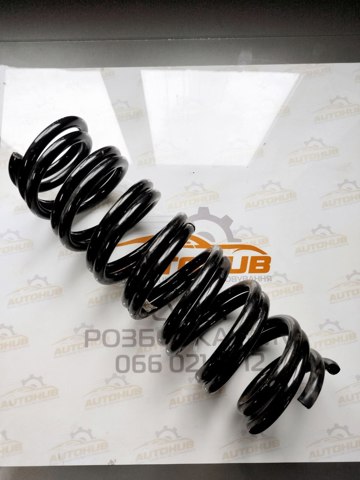 Пружина задняя 33536786658 BMW