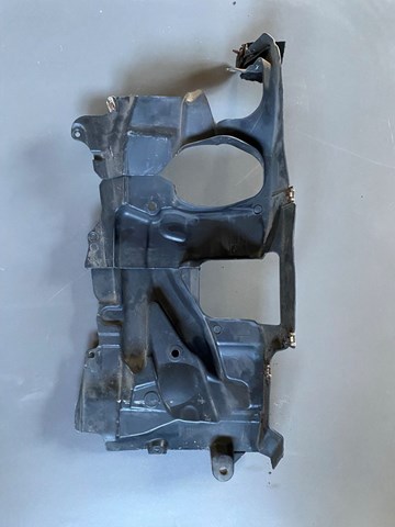 Изоляция моторного отсека 51757185169 BMW