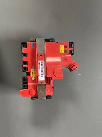 61149240490 BMW Блок предохранителей купить в Николаев