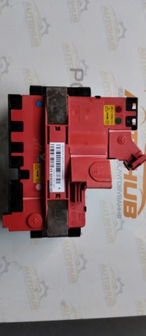 Блок предохранителей и реле 61149240490 BMW