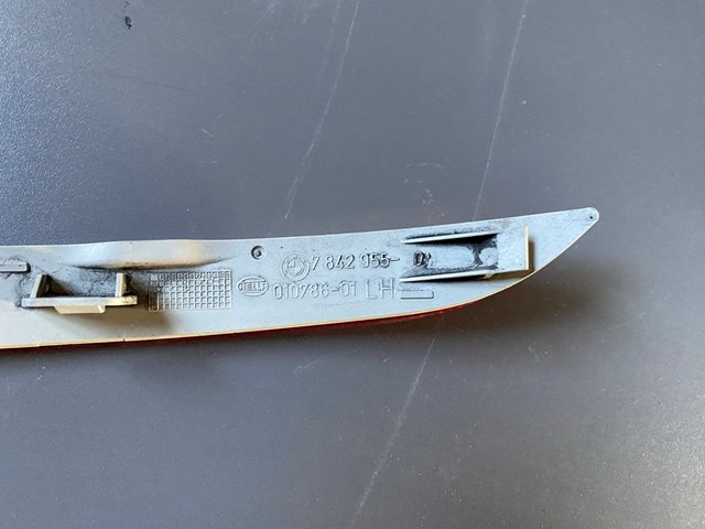 63147842956 BMW Катафот (отражатель) заднего бампера правый купить в Кривой Рог