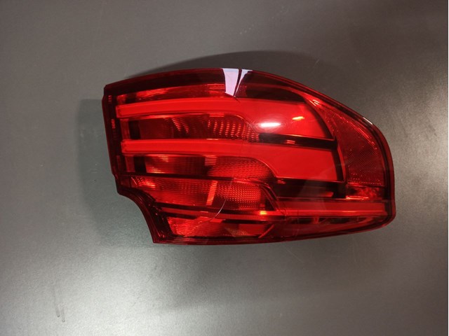 Фонарь задний левый, внешний 63217286039 BMW