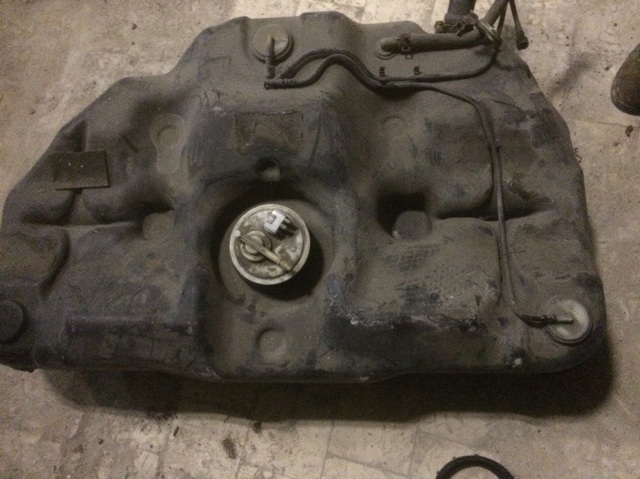 Бак топливный 172025M301 NISSAN