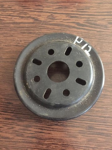 NISSAN 210519F610 Шкив помпы в наличии Украина