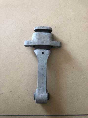 Задняя подушка двигателя 219502Y600 HYUNDAI