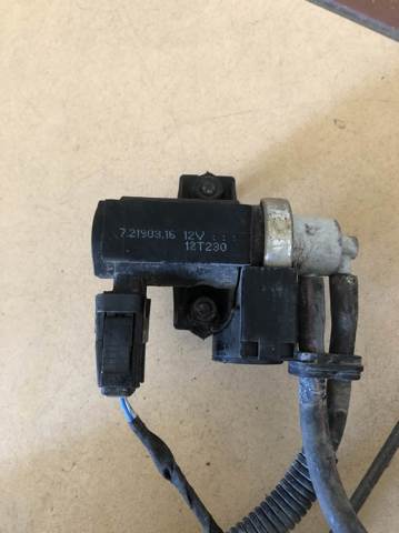 Клапан ЕГР Hyundai Santa Fe III