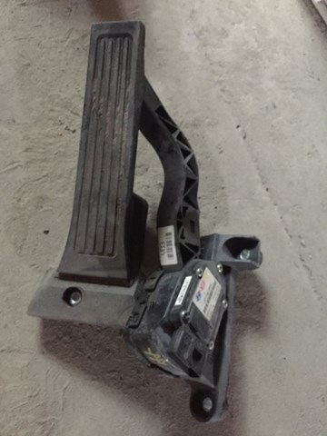 Педаль акселератора 327003Z000 HYUNDAI