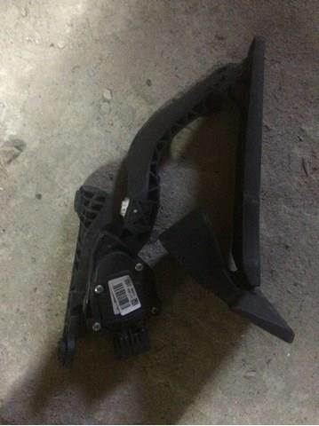 Педаль акселератора 32700B1000 HYUNDAI
