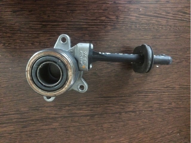 HYUNDAI 4142132300 Рабочий цилиндр сцепления в сборе с выжимным подшипником в наличии Черкассы