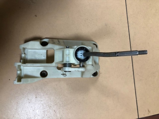 437200U100 Hyundai/Kia