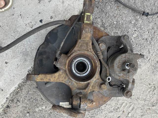 Кулак поворотный передний левый 517152Y500 HYUNDAI
