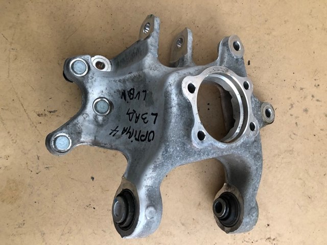 Цапфа поворотная левая 52710C1100 HYUNDAI