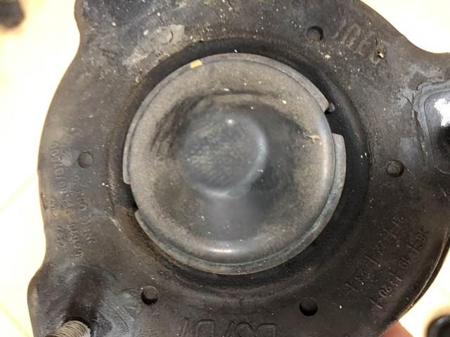 Крышка опоры амортизатора переднего 54627C1000 HYUNDAI