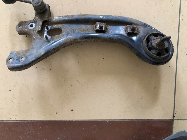 HYUNDAI 552802P410 Рычаг (тяга) задней подвески продольный нижний правый в наличии Винница