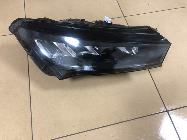 VAG 5LB941016 Правая фара в наличии Винница