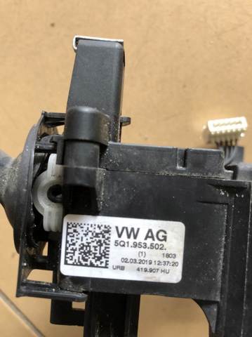 VAG 5Q1953521AJ в наличии Кривой Рог