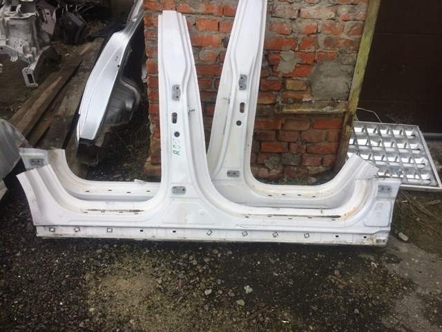 HYUNDAI 714012WB11 в наличии Запорожье