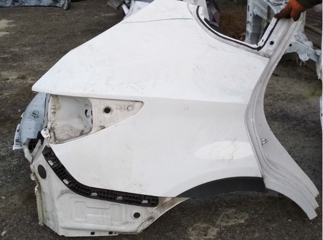 HYUNDAI 715042WC01 Крыло заднее правое в наличии Винница
