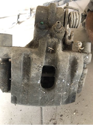 RENAULT 7701049109 Суппорт задний правый в наличии Николаев