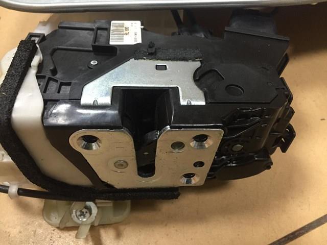 Запор кабины 813102P020 HYUNDAI