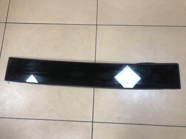 HYUNDAI 816102W000 Крышка люка крыши в наличии Одесса