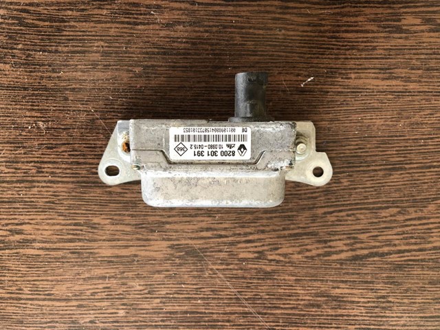 RENAULT 8200301391 Датчик поперечного ускорения (ESP) в наличии Павлоград