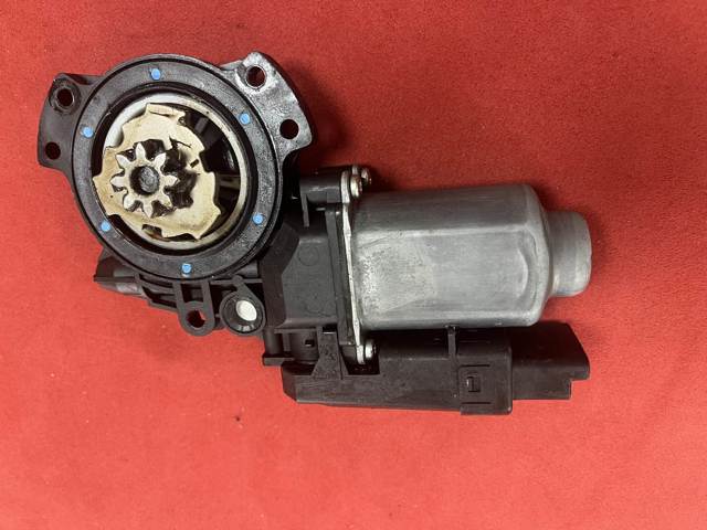 824602S000 HYUNDAI Механизм стеклоподъемника двери передней правой купить в Сумы