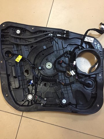 Механизм стеклоподъемника водительской двери 82471C5010 HYUNDAI