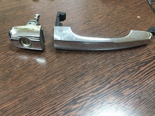 HYUNDAI 826512P010 Ручка двери передней наружная правая в наличии Одесса
