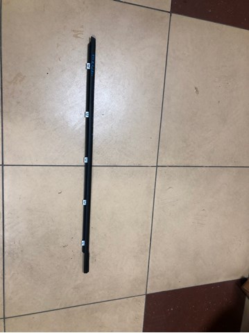 Молдинг опускного стекла нижний, двери задней, правой 83220G5000 HYUNDAI