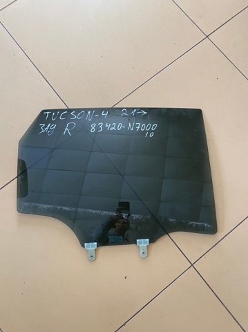 Стекло заднее правое 83420N7000 HYUNDAI