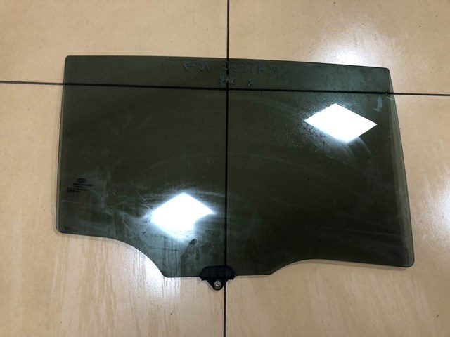 Окно задней двери 834213U010A HYUNDAI