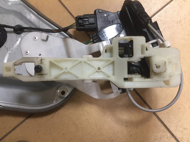 HYUNDAI 836652P000 Держатель наружной ручки двери задней правой в наличии Павлоград
