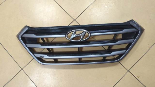 HYUNDAI 86351D7000 Решетка радиатора в наличии Киев